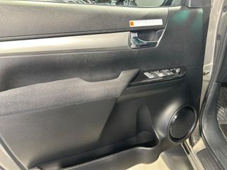 TOYOTA Hilux 2.4 D4D Cab Doble VX AT HVO100
