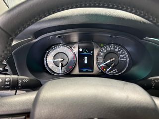 TOYOTA Hilux 2.4 D4D Cab Doble VX AT HVO100