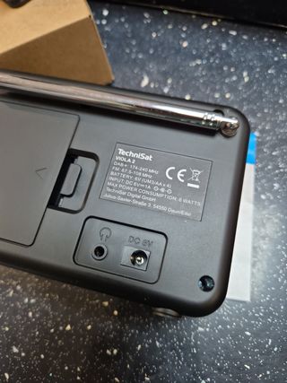 Radio TechniSat Viola 2