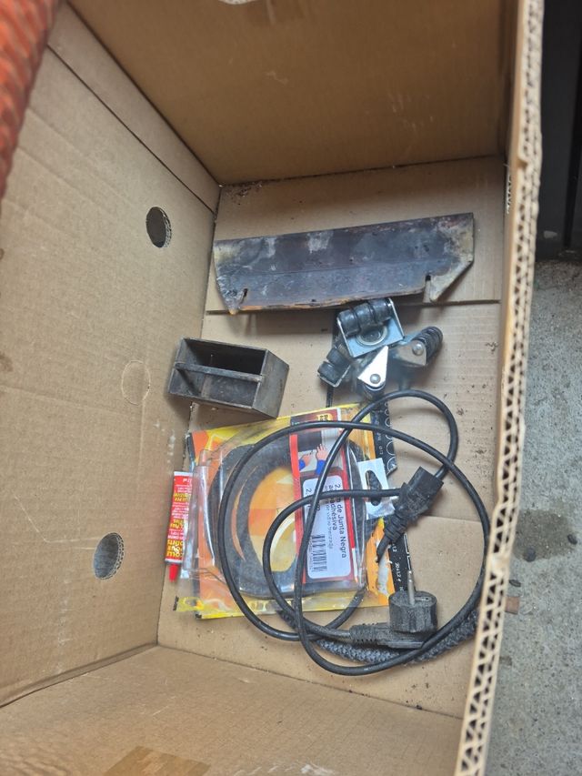 Estufa leña pequeña usada