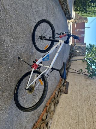 Bicicletas Decathlon: Paseo & Montaña