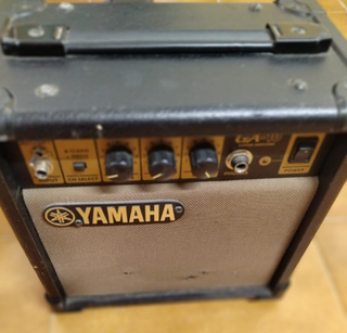 Yamaha GA-10 Amplificador Guitarra Mejorado