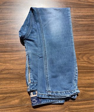 Vaqueros azul hombre