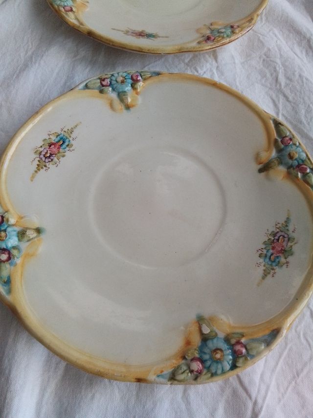 4 Platos antiguos Vidrier