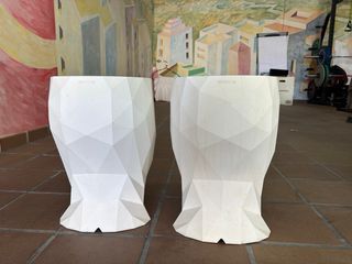 2 Mesas Vondom - escultura cabeza