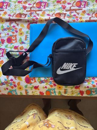 Bolsito Nike - Riñonera Deportiva