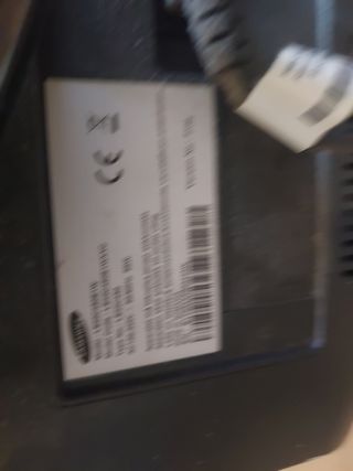 TV Samsung 22" negra