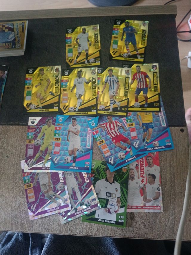 Lote cromos especiales Adrenalyn 23-24