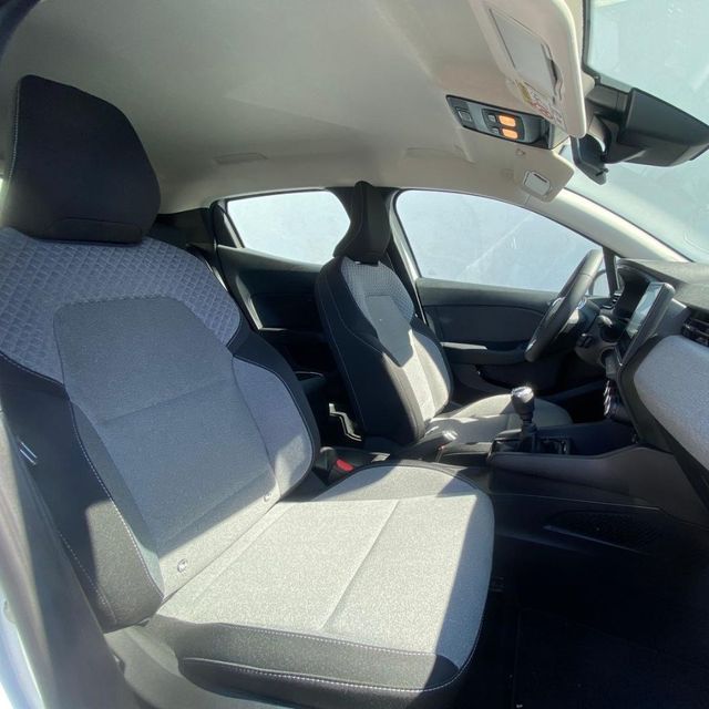 Renault Clio 2023