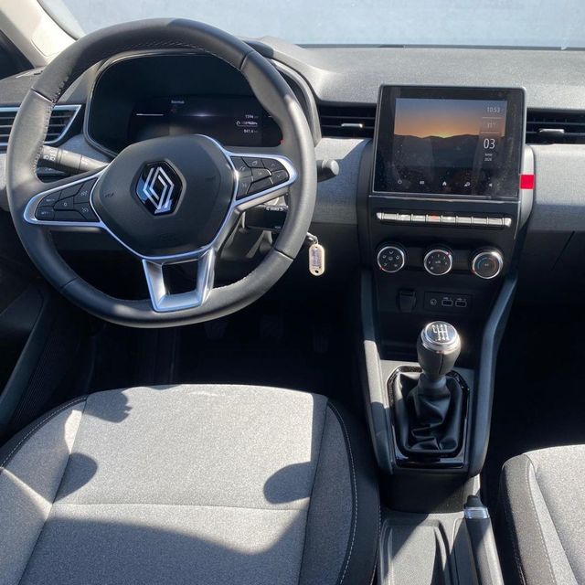 Renault Clio 2023