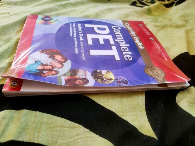 Complete PET for Spanish Speakers Student's Boo...