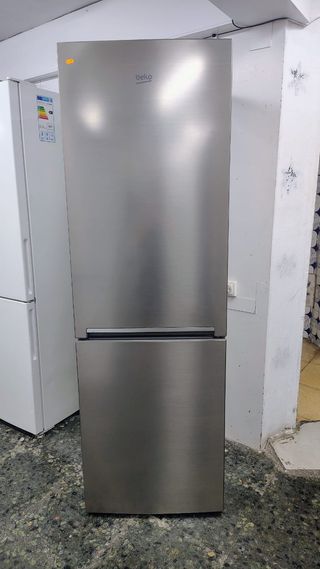 Nevera Beko - Frigorífico acero