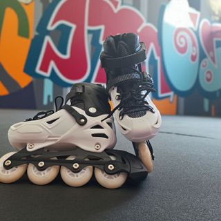 Patines linea blanco-negro Talla S (31-34)