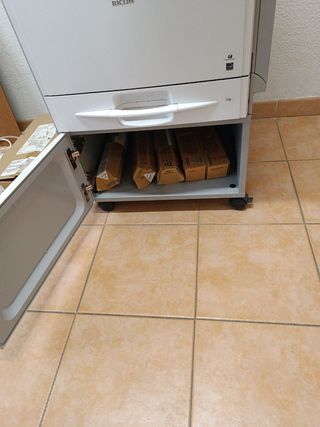 Ricoh MP C401 Multifunción Impres
Fotocop escaner 