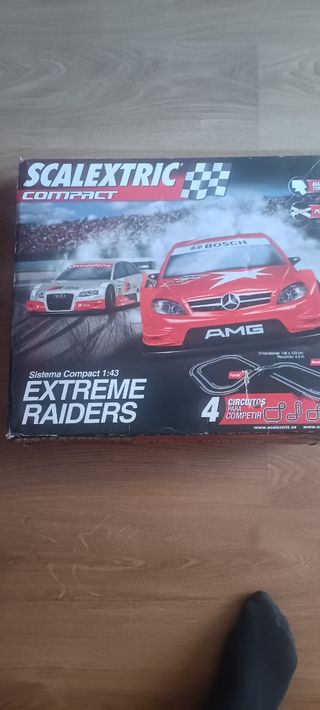 Scalextric Extreme Raiders 1:43 y Scalextric F1