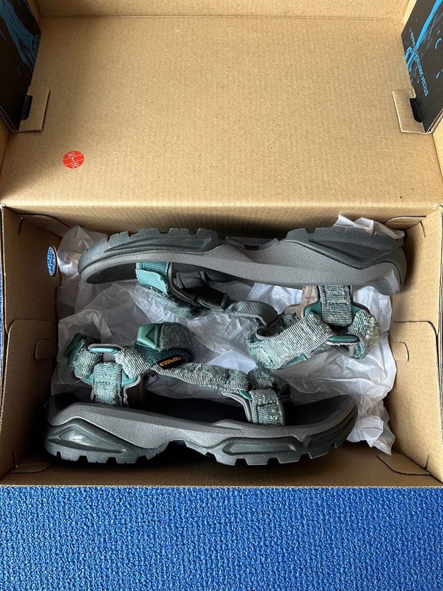 Sandalias Teva - Talla 37