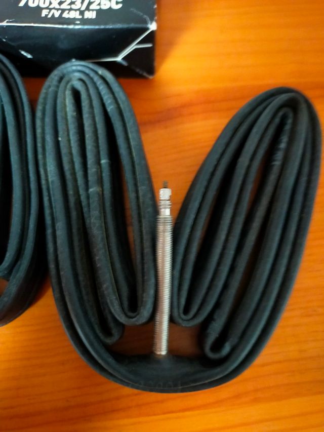 Tres Cámaras  700x23/25/28 bicicleta carretera