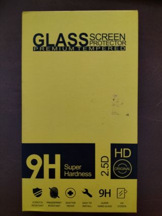 Protector pantalla 9H Xiaomi Redmi 7A y 8 fundas