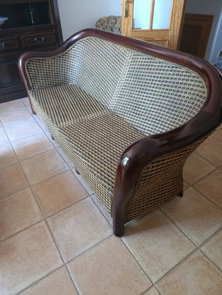 Sofá y sillón rafia y madera caoba