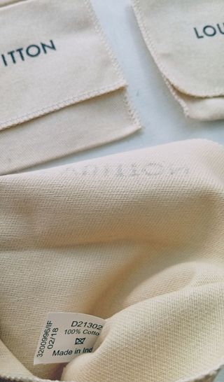 6 Bolsas Guardapolvo Louis Vuitton Beige