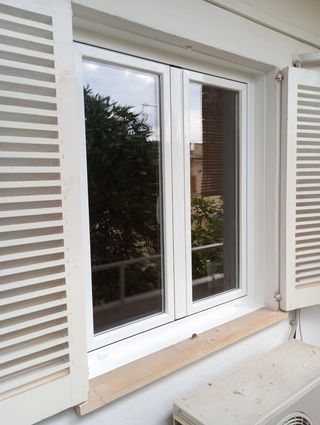 Ventana PVC blanca 1080x2135mm