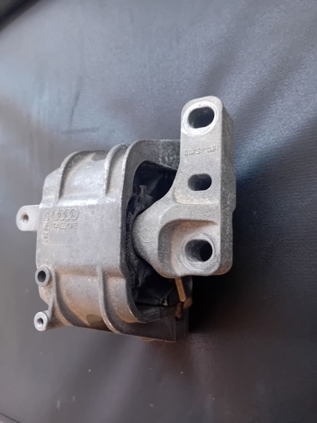 Soporte motor izquierdo derecho audi TTS 2.0 tfsi