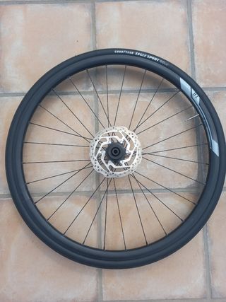Rueda carretera Goodyear Eagle Sport