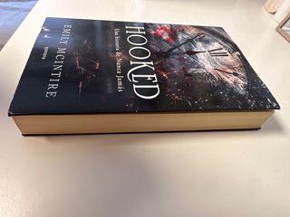 Hooked: una historia de nunca jamás / Hooked: A...