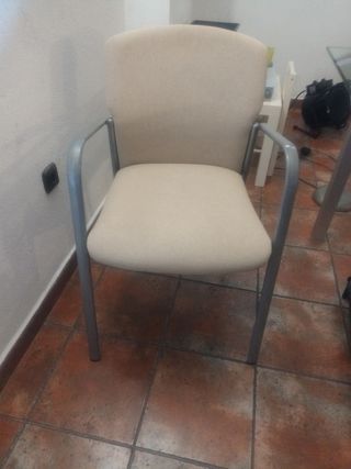 2 Sillas oficina - beige y gris