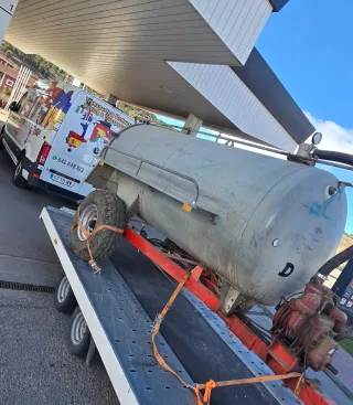 SERVICIO DE GRÚA Y PORTACOCHE 24/7