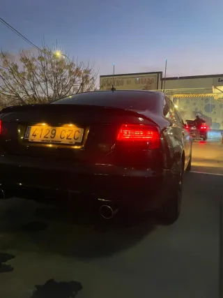 Audi A6 3.2 FSI quattro