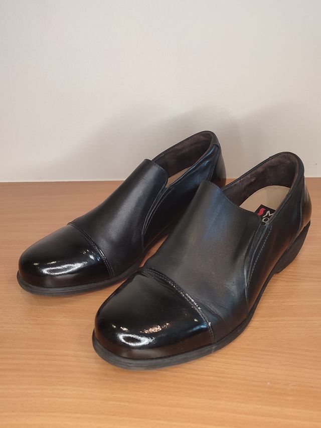 Zapatos de mujer negros – Talla 40, buen estado