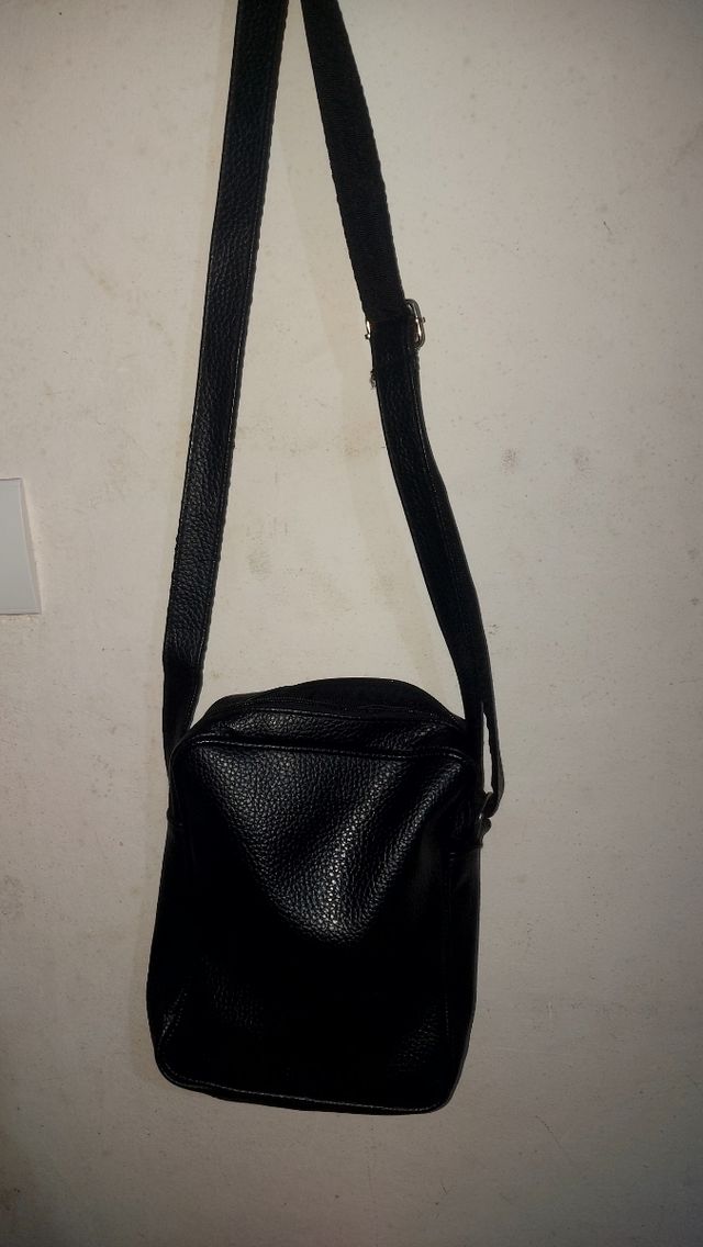 Borsa a tracolla uomo - nera