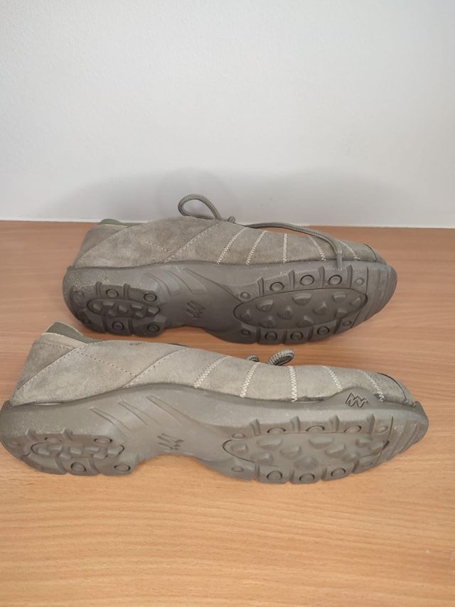 Zapatillas Quechua marrones – Talla 40