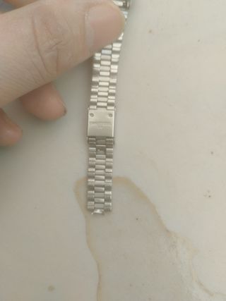 Reloj Casio plateado vintage
