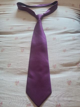 Corbata morada - elegante