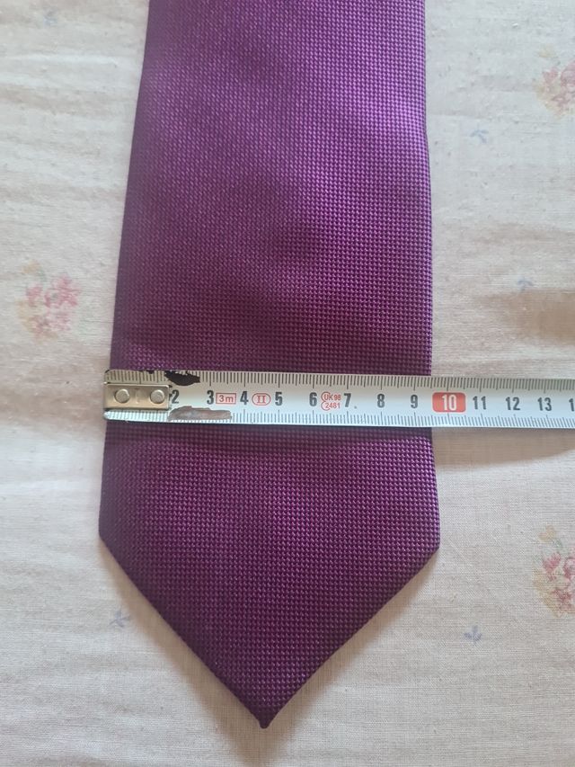 Corbata morada - elegante