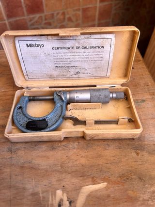Calibre Mitutoyo usado