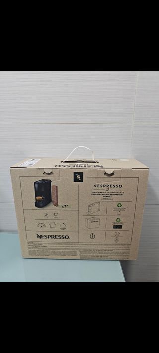 Nespresso Essenza Mini Nueva