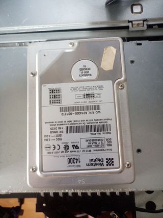 Disco Duro WD Caviar 14300 - 4GB