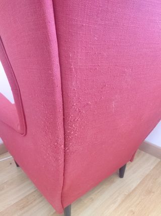Sillón IKEA Strandmon rojo