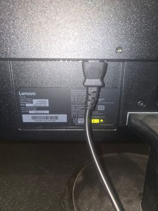 Monitor Lenovo - 24" Negro