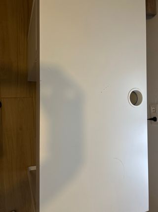 Escritorio blanco Ikea -  perfecto estado