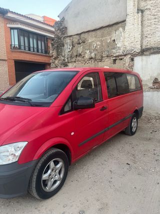 Mercedes-Benz Vito 2012