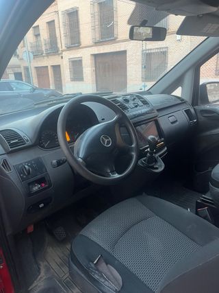 Mercedes-Benz Vito 2012