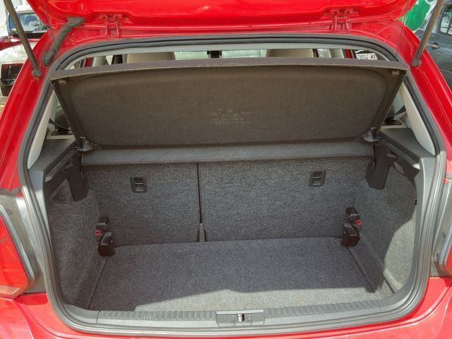 Volkswagen Polo 1.4 85cv DSG Sport