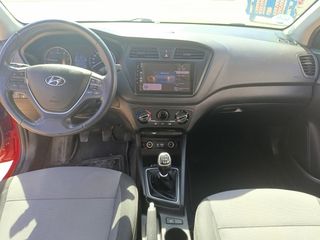 Hyundai i20 2016