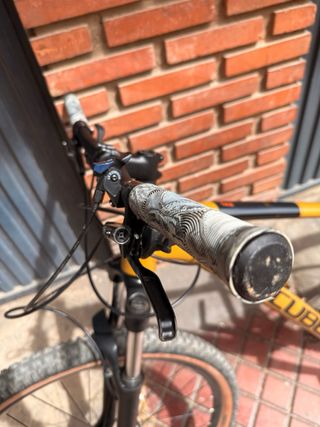 Bicicleta CUBE MTB 2023 talla L