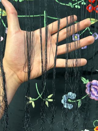 Mantón de Manila antiguo bordado