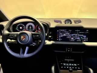 Porsche Cayenne 2024